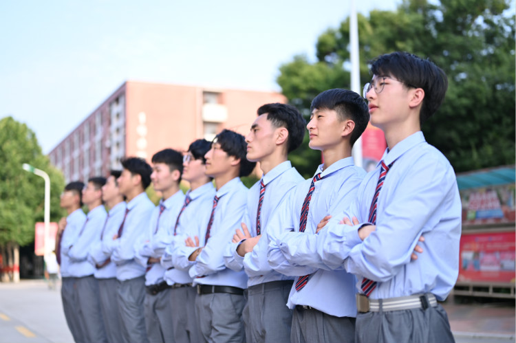 �����A�W(xu��)�û�(li��n)�W(w��ng)���g(sh��)�����ܵǵĸ������ߵĸ��h(yu��n)