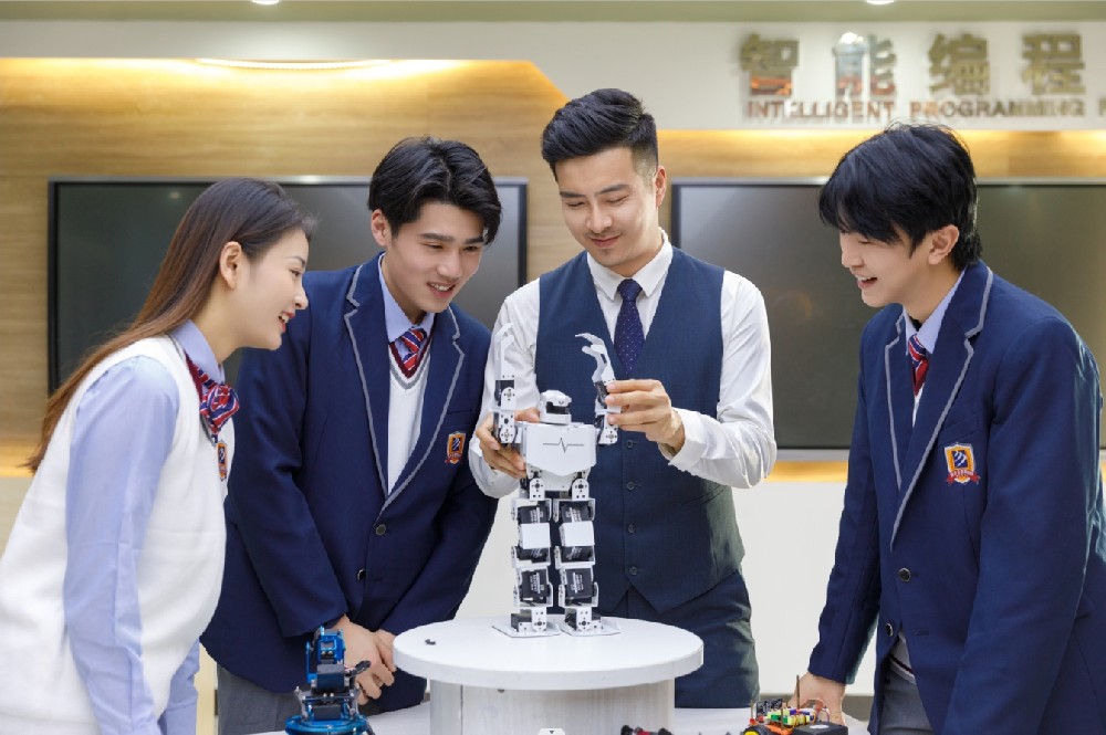 2024��W(xu��)ʲô���g(sh��)������W(xu��)һ�T(m��n)���g(sh��)�W(xu��)ʲô����